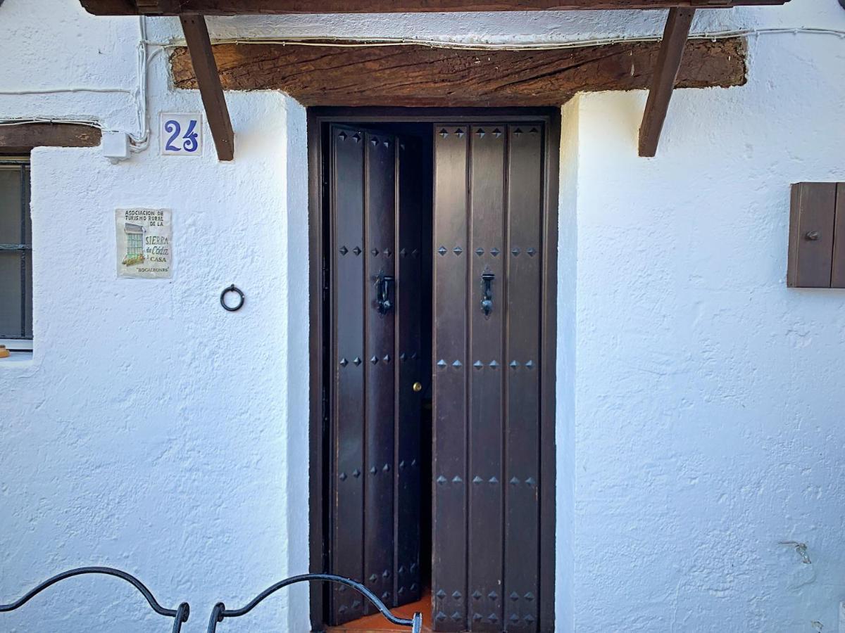Vivelorural Casa Y Piscina En Zahara De La Sierra Villa Exterior photo